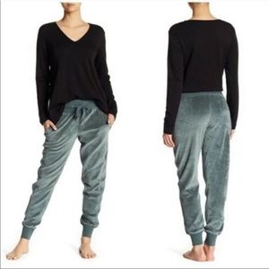 Zella green velour jogger